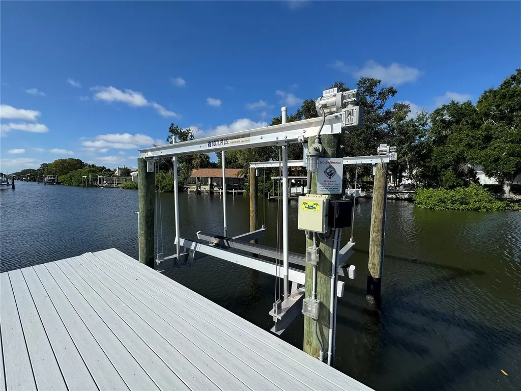 8719 Driftwood Drive Tampa FL 33615