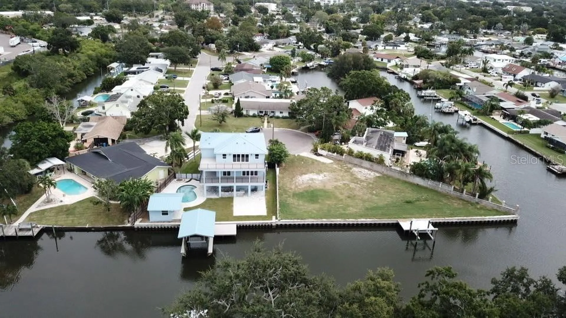 8719 Driftwood Drive Tampa FL 33615