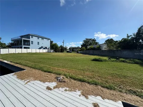 8719 Driftwood Drive Tampa FL 33615