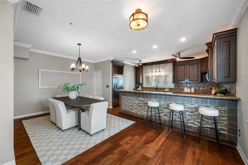 8575 Sunset Court Treasure Island FL 33706