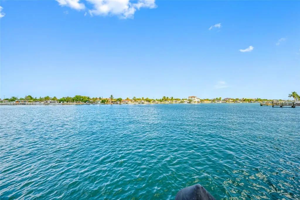 8575 Sunset Court Treasure Island FL 33706