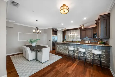 8575 Sunset Court Treasure Island FL 33706