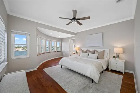 8575 Sunset Court Treasure Island FL 33706