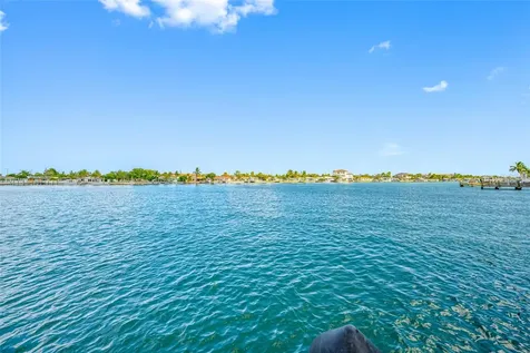8575 Sunset Court Treasure Island FL 33706