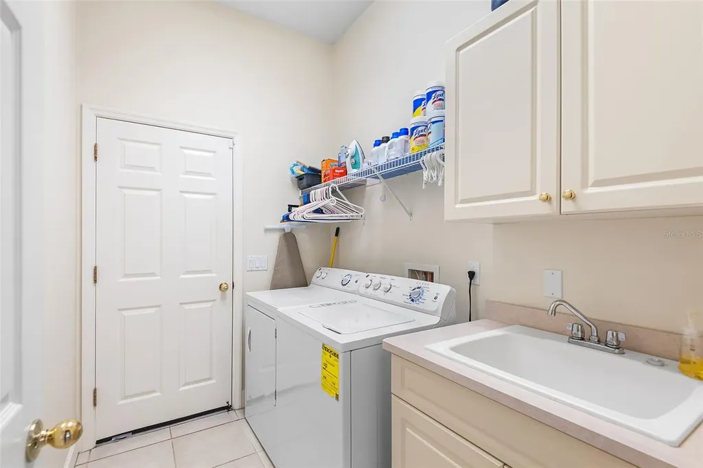 126 Lake Region Circle Winter Haven FL 33881