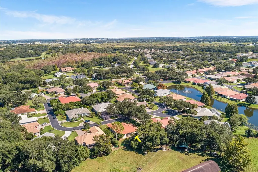 126 Lake Region Circle Winter Haven FL 33881
