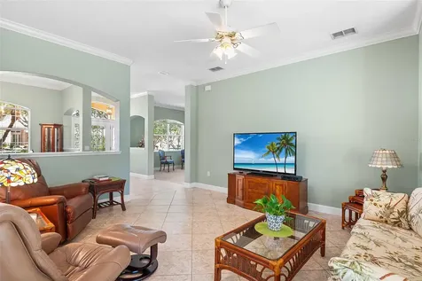 126 Lake Region Circle Winter Haven FL 33881
