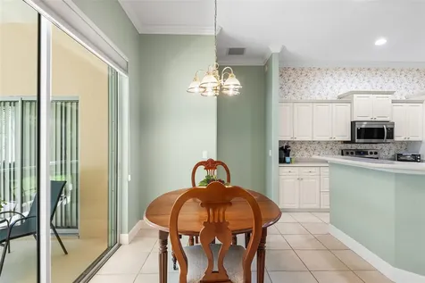 126 Lake Region Circle Winter Haven FL 33881