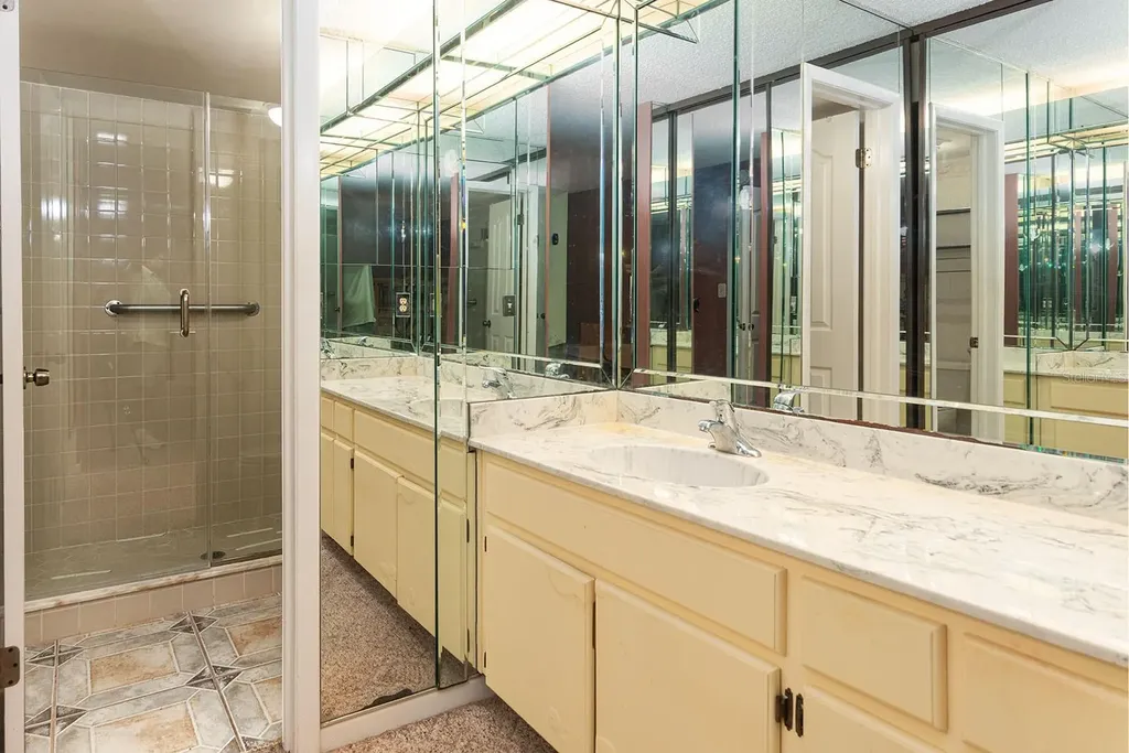3 Escondido Circle Altamonte Springs FL 32701