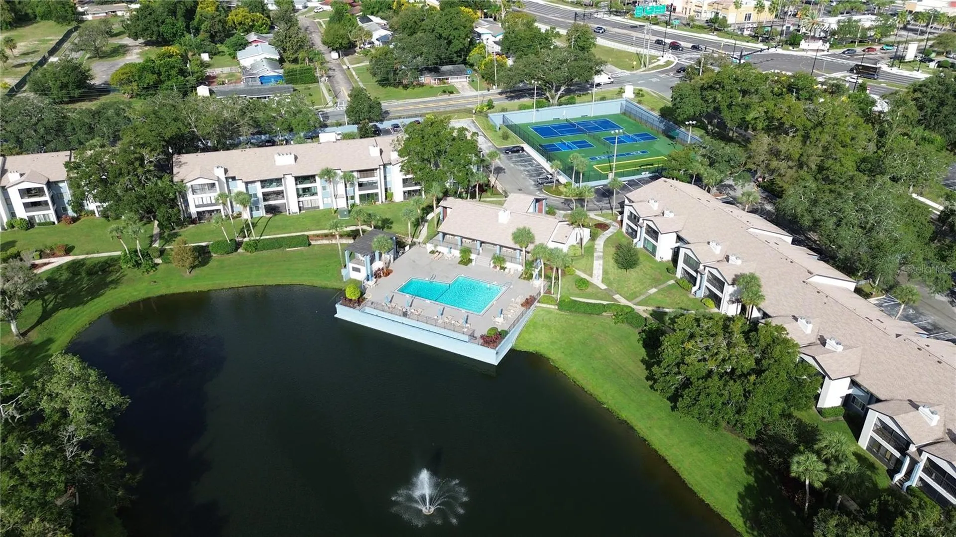 3 Escondido Circle Altamonte Springs FL 32701
