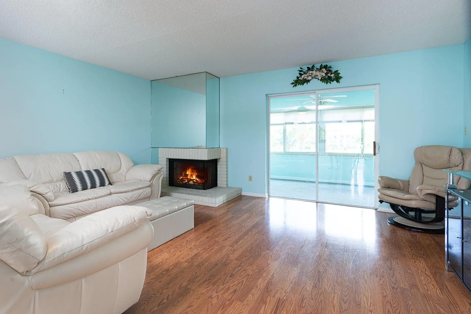 3 Escondido Circle Altamonte Springs FL 32701