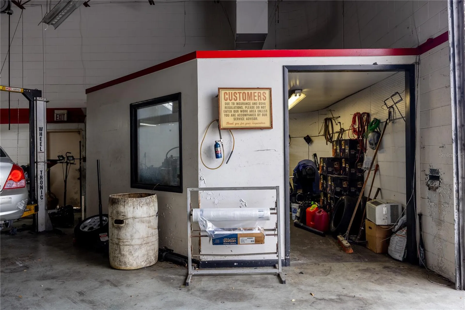 529 North N Us 17/92 Longwood FL 32750