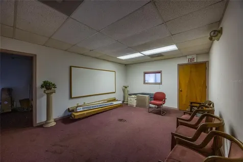 529 North N Us 17/92 Longwood FL 32750