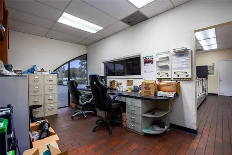 529 North N Us 17/92 Longwood FL 32750