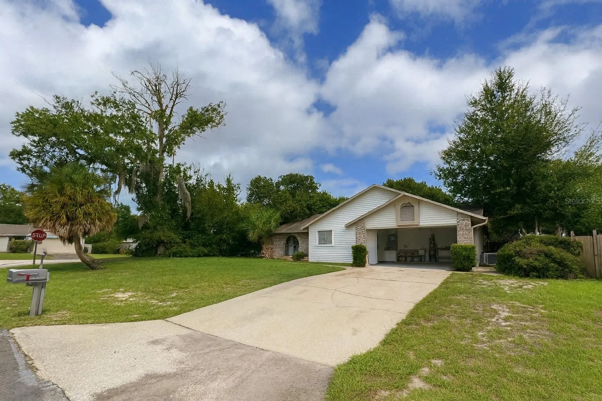 2870 Valmont Lane Deltona FL 32738