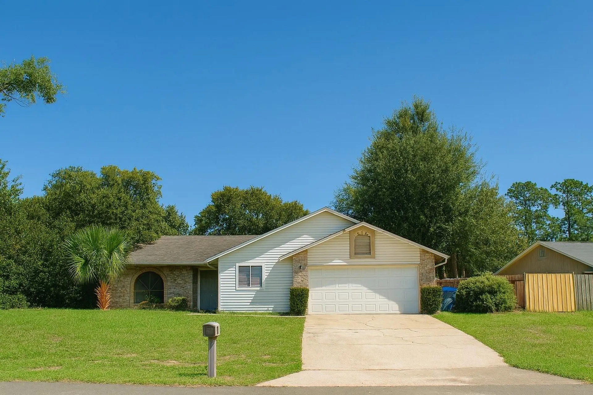 2870 Valmont Lane Deltona FL 32738