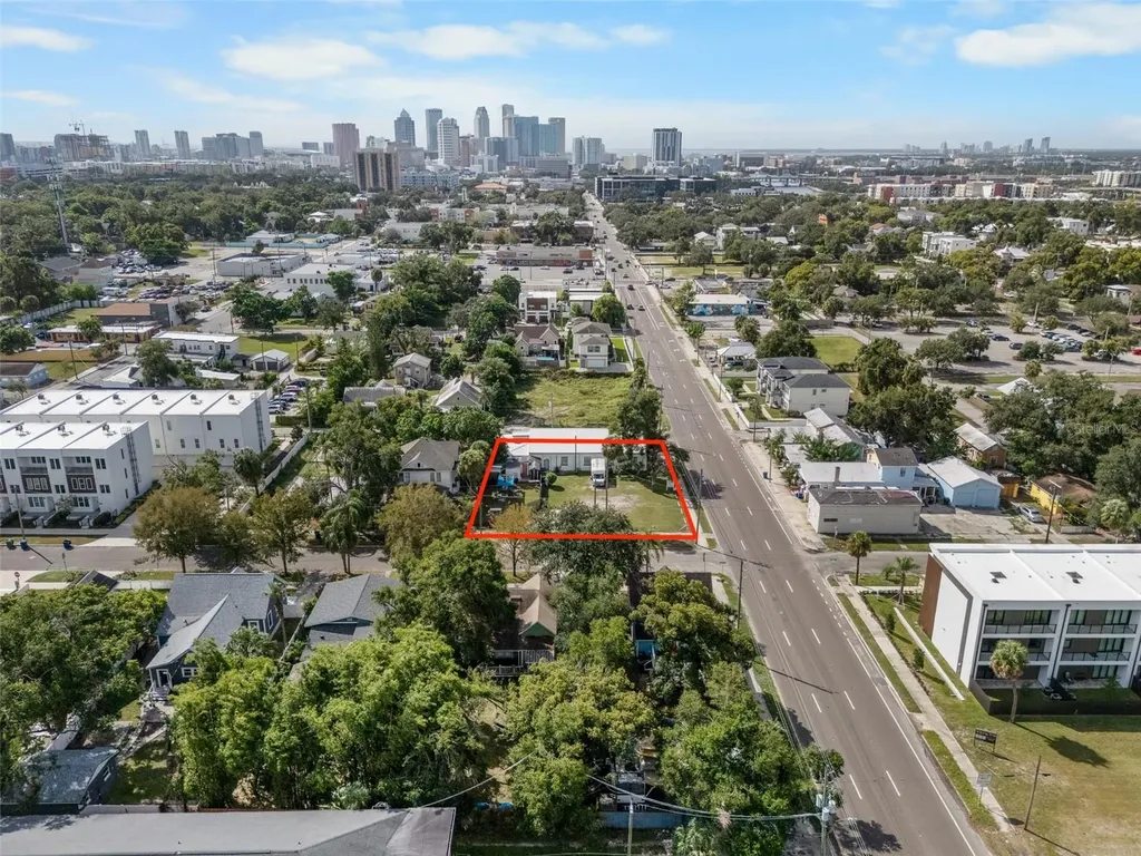 2801 N Tampa Street Tampa FL 33602