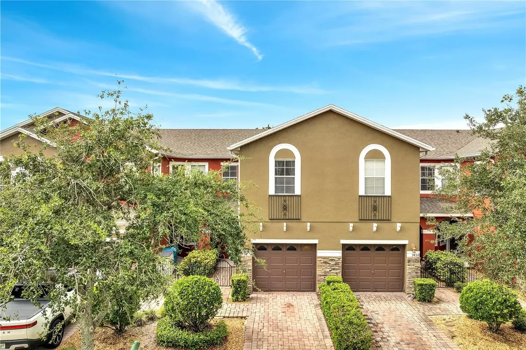 9454 Silver Buttonwood Street Orlando FL 32832