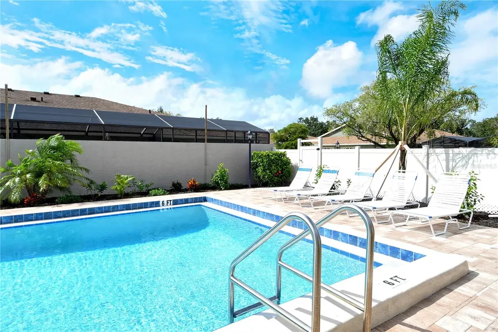4152 Center Pointe Circle Sarasota FL 34233