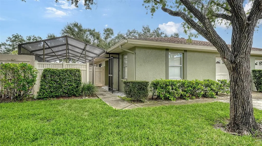 4152 Center Pointe Circle Sarasota FL 34233