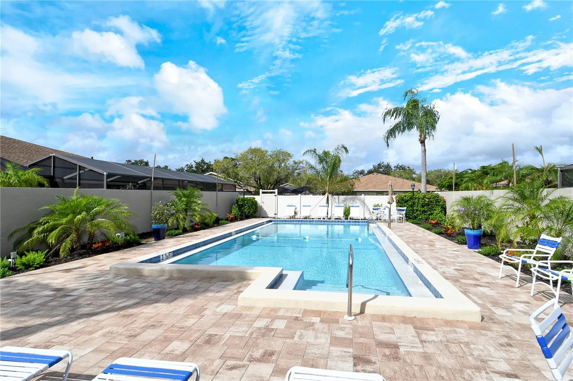 4152 Center Pointe Circle Sarasota FL 34233