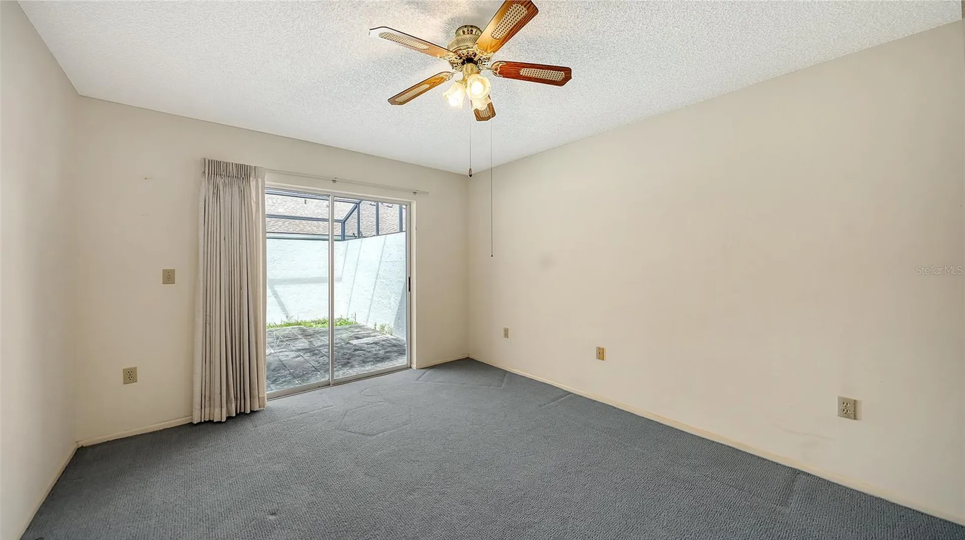4152 Center Pointe Circle Sarasota FL 34233