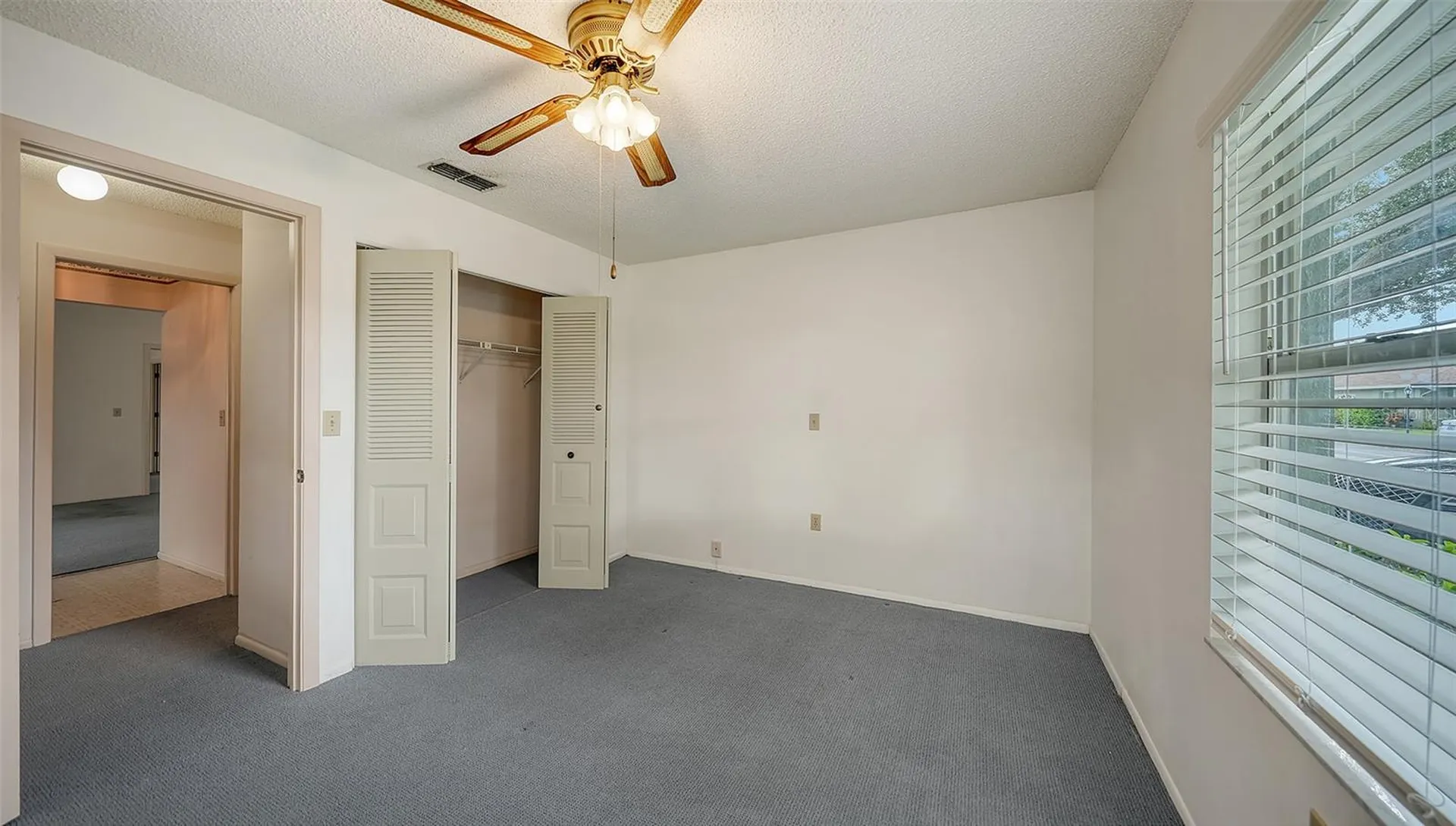 4152 Center Pointe Circle Sarasota FL 34233