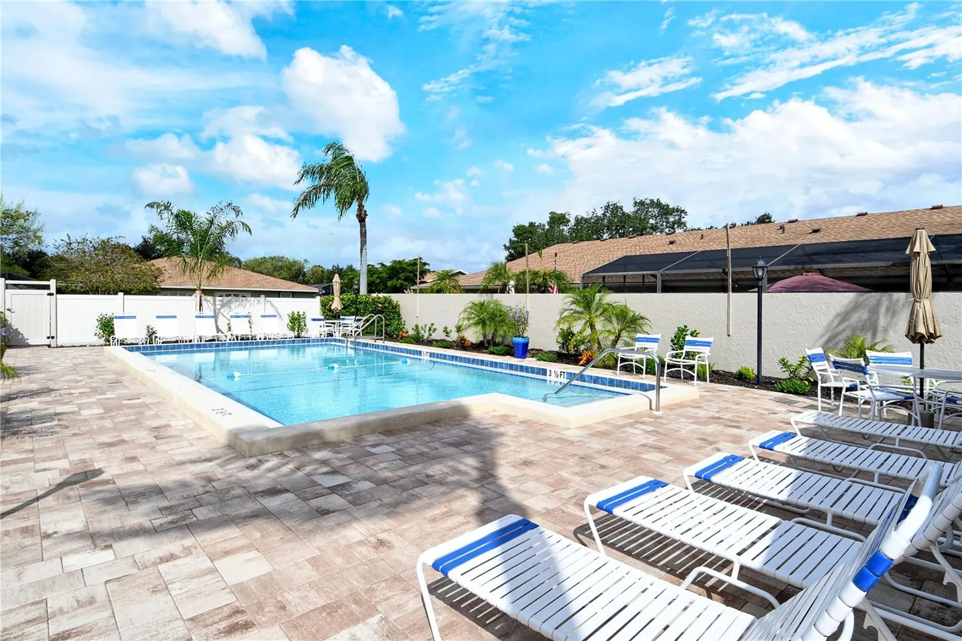 4152 Center Pointe Circle Sarasota FL 34233