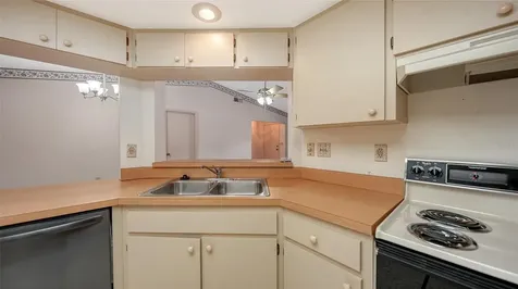 4152 Center Pointe Circle Sarasota FL 34233