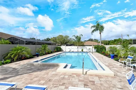 4152 Center Pointe Circle Sarasota FL 34233