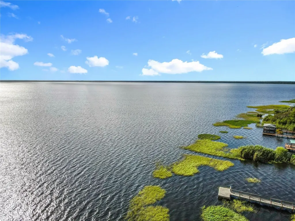 3018 Mark Lane Lake Wales FL 33898