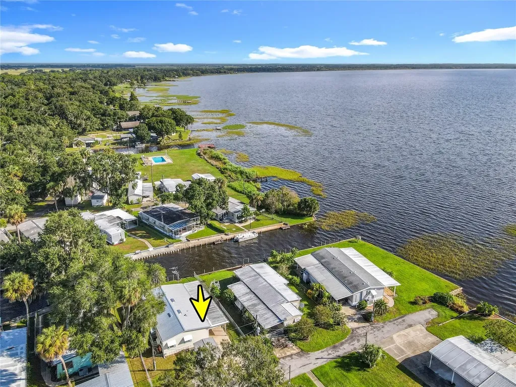 3018 Mark Lane Lake Wales FL 33898