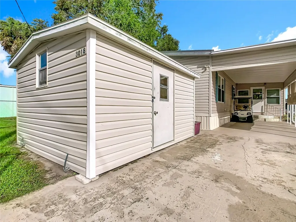 3018 Mark Lane Lake Wales FL 33898