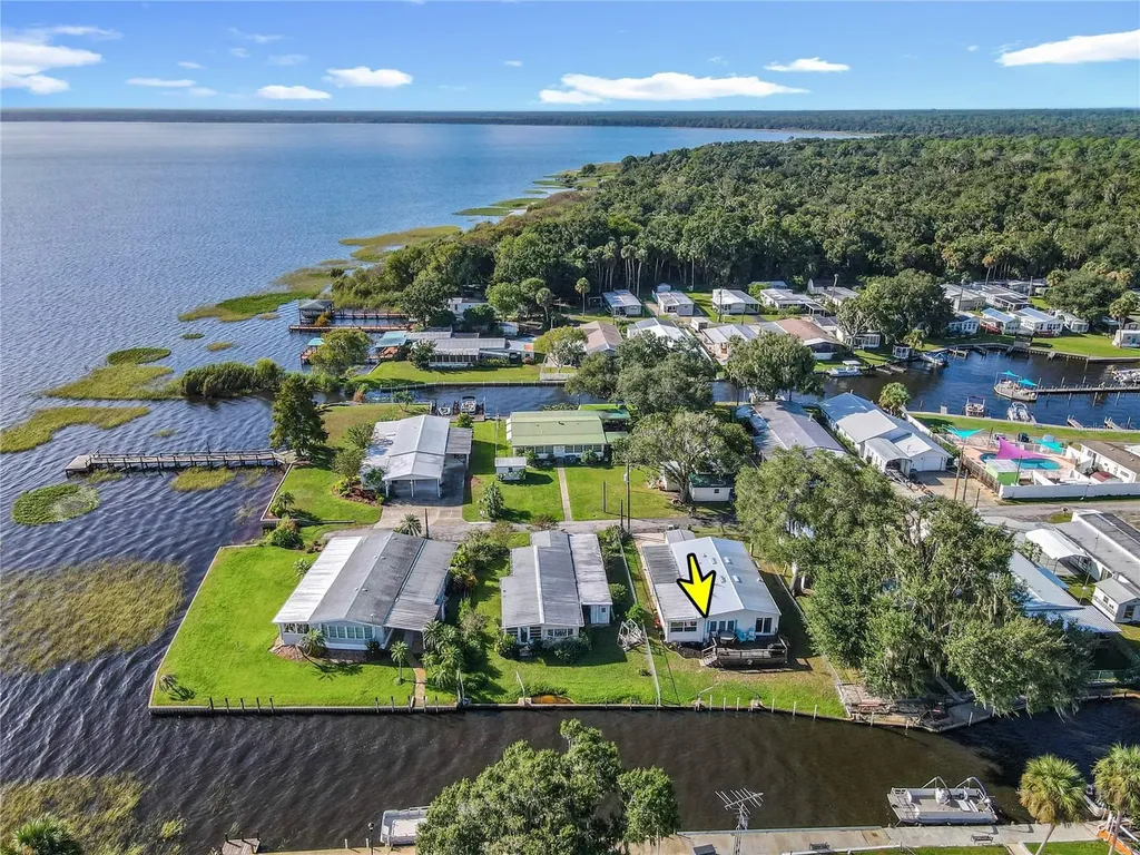 3018 Mark Lane Lake Wales FL 33898