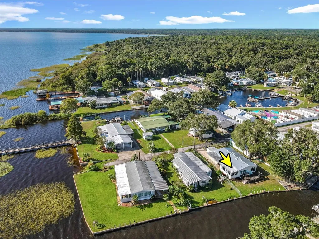 3018 Mark Lane Lake Wales FL 33898