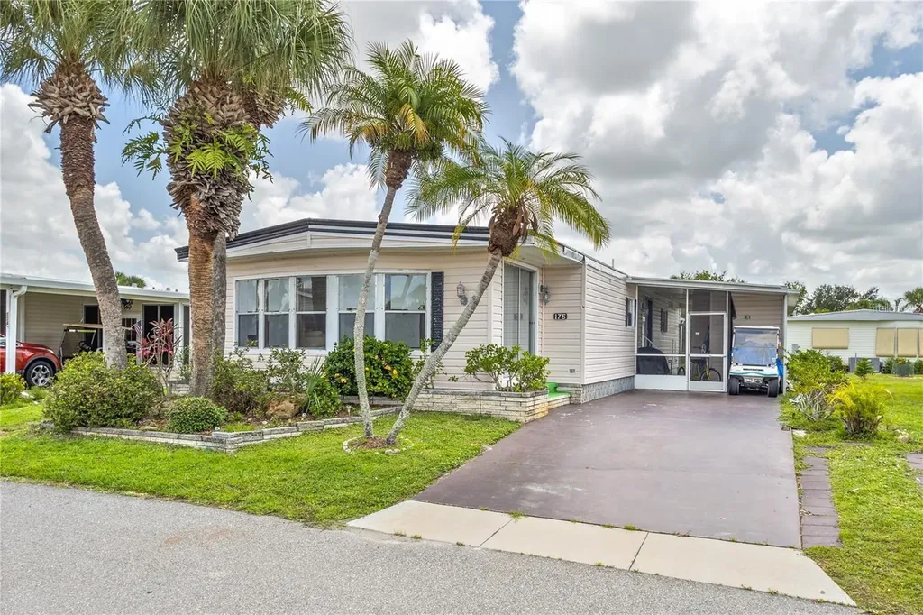 2100 Kings Highway Port Charlotte FL 33980