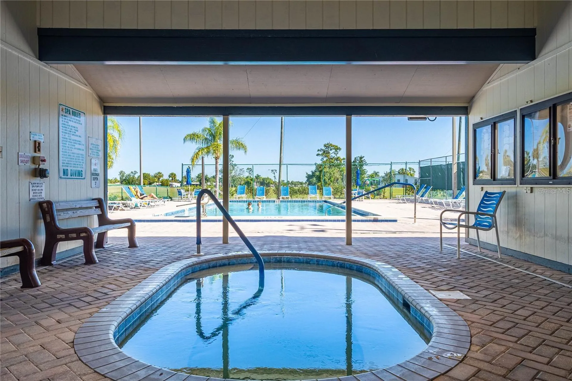 2100 Kings Highway Port Charlotte FL 33980