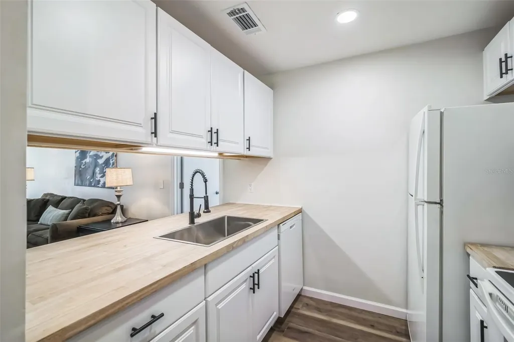 3800 SW 20th Avenue Gainesville FL 32607