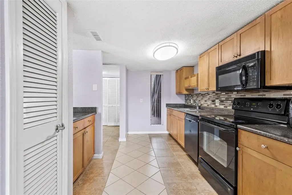 1810 NW 23rd Boulevard Gainesville FL 32605