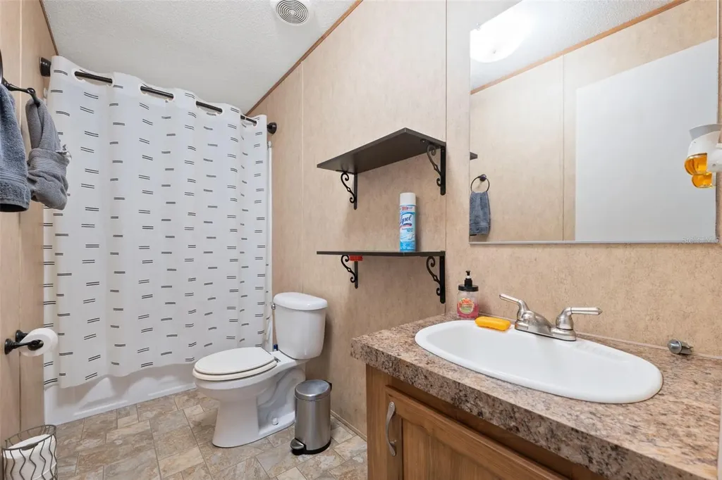 16481 Oakview Drive Brooksville FL 34601