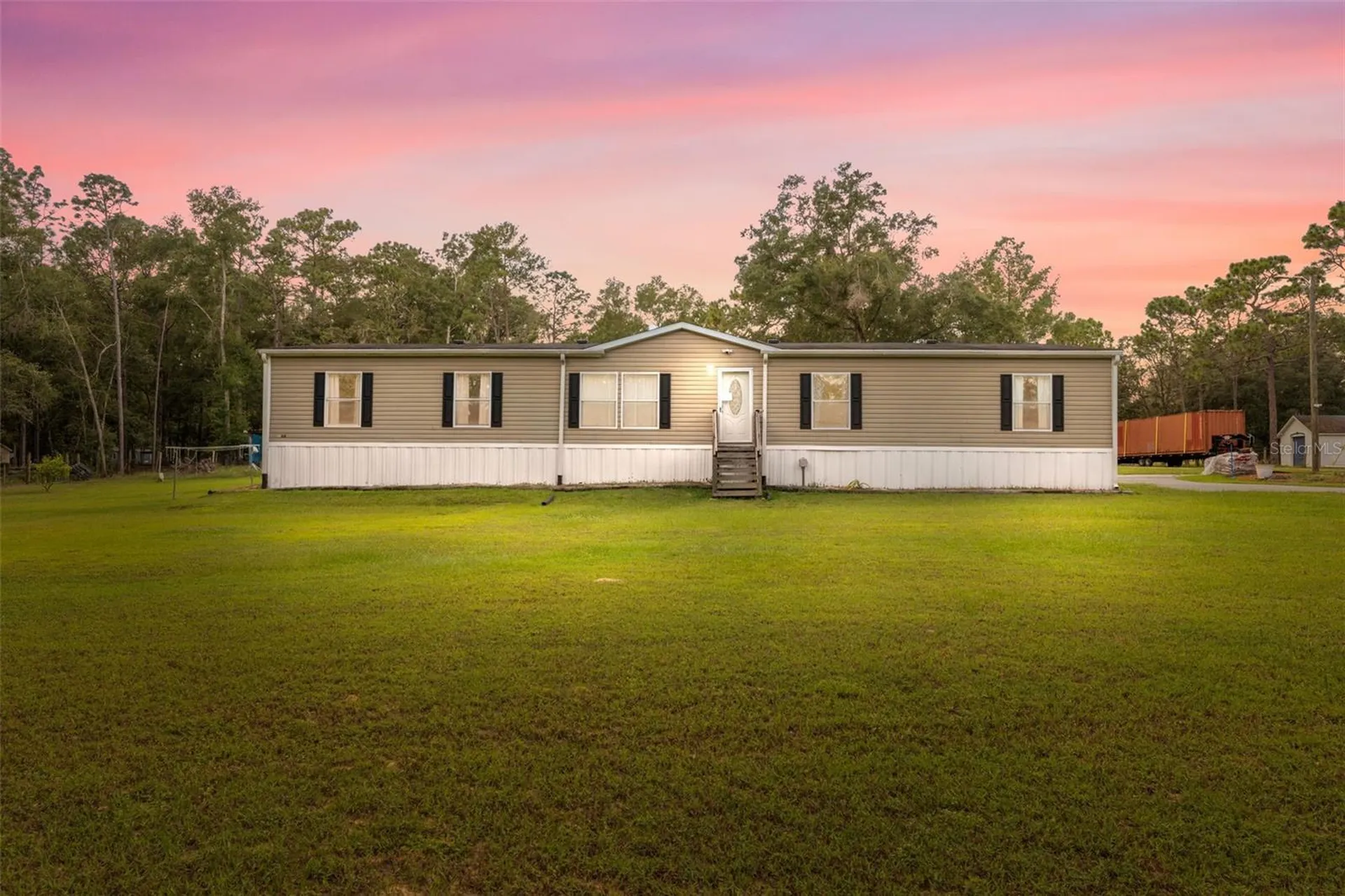 16481 Oakview Drive Brooksville FL 34601