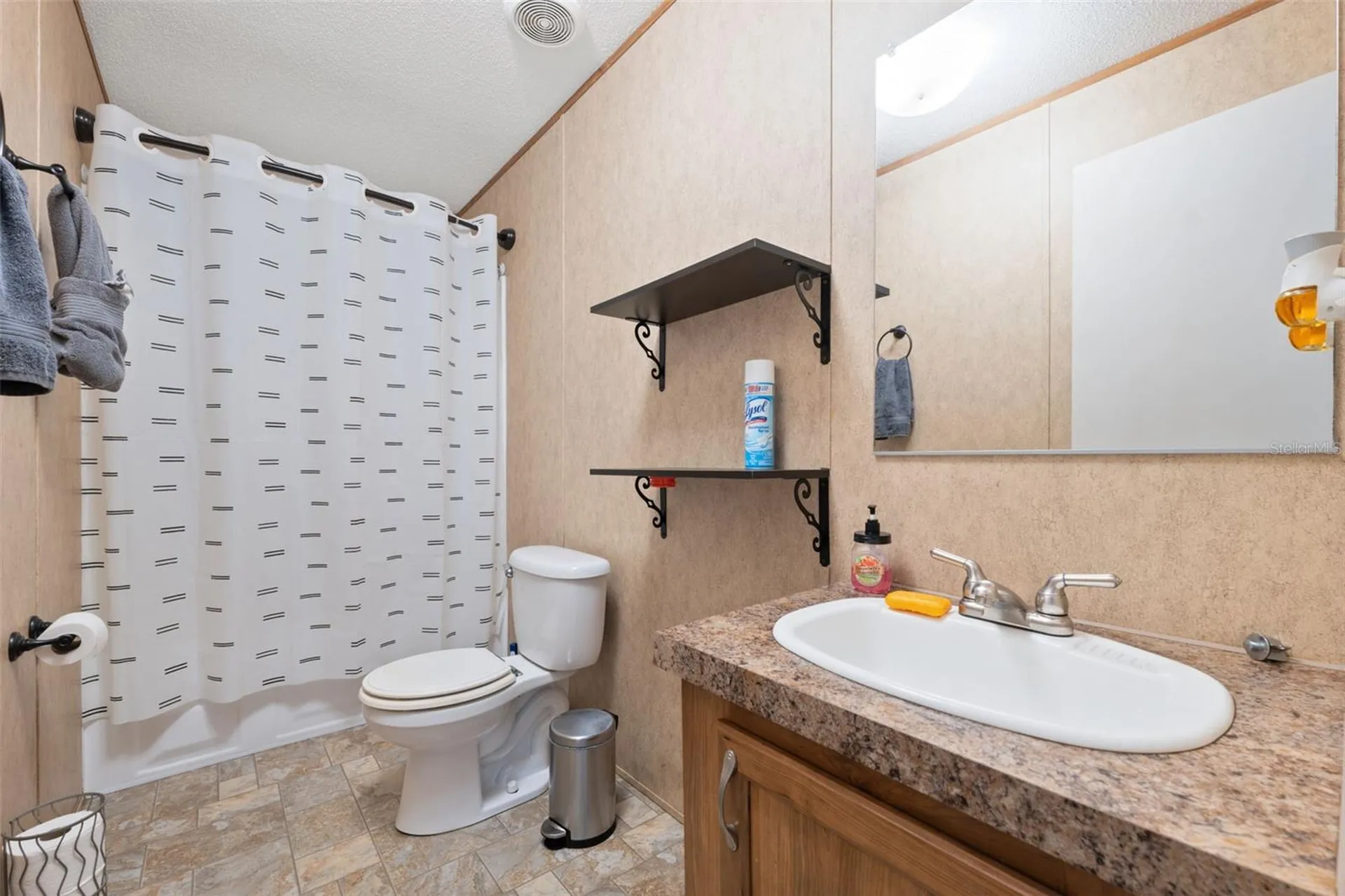 16481 Oakview Drive Brooksville FL 34601