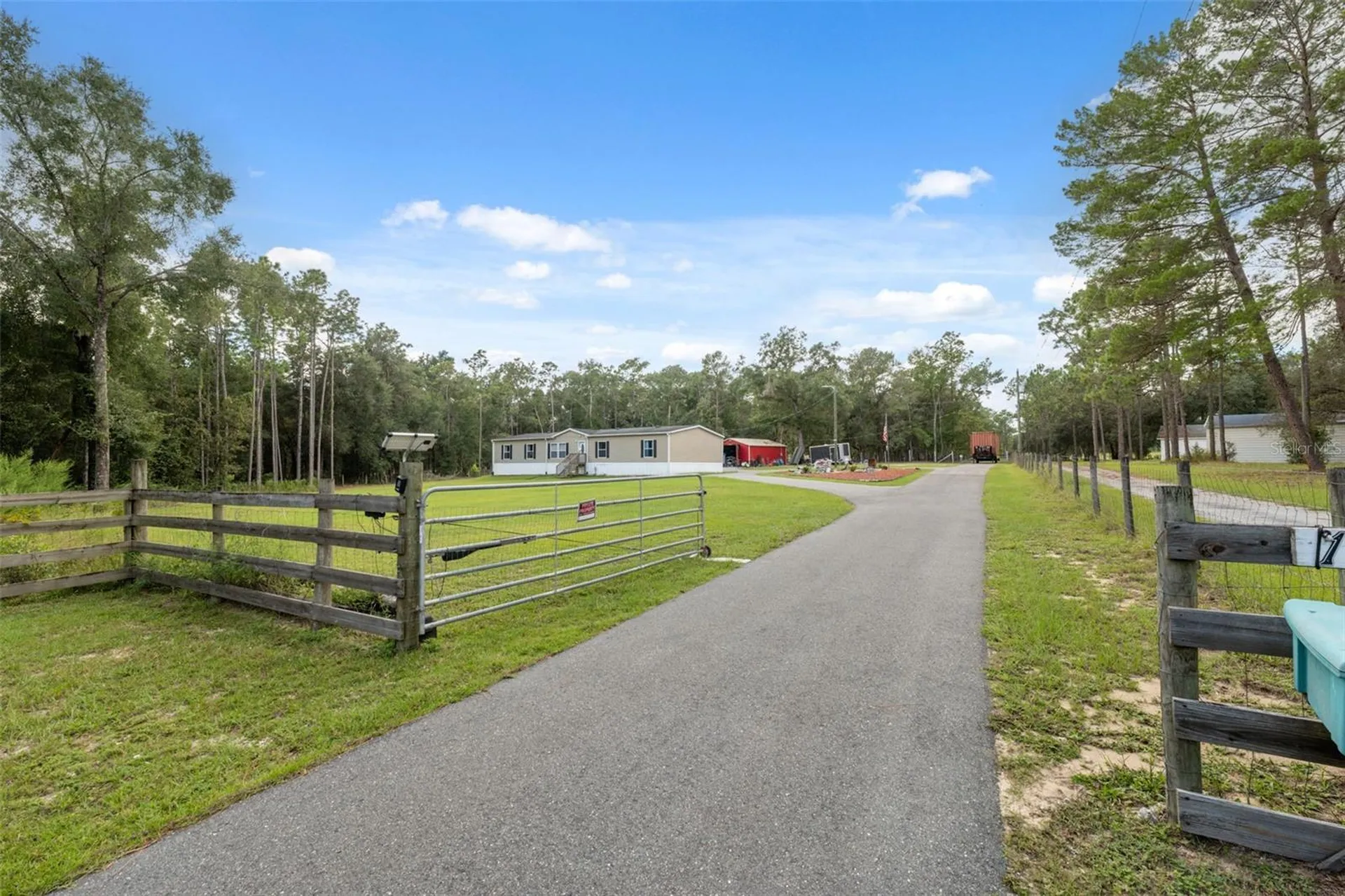 16481 Oakview Drive Brooksville FL 34601