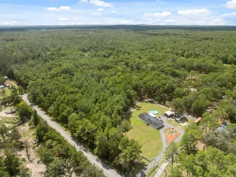 16481 Oakview Drive Brooksville FL 34601
