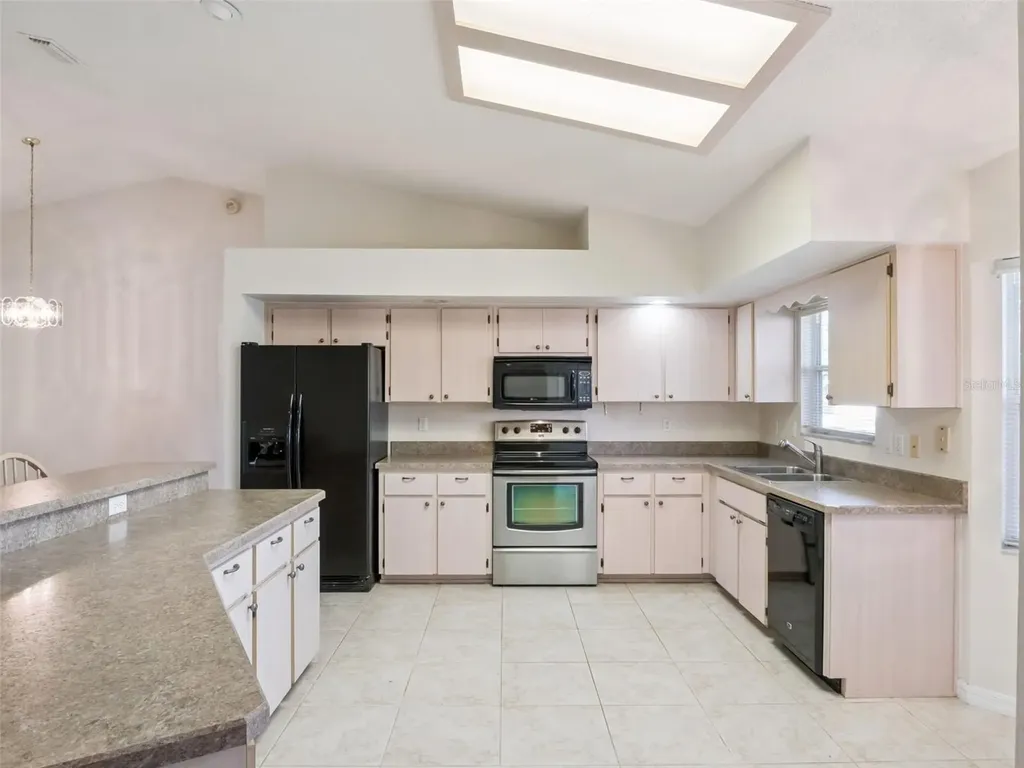 5616 Laver Street Leesburg FL 34748