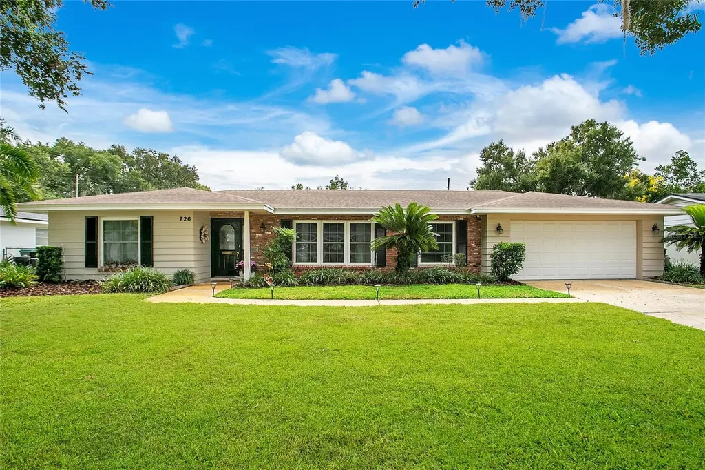 726 Albertson Place Orlando FL 32806