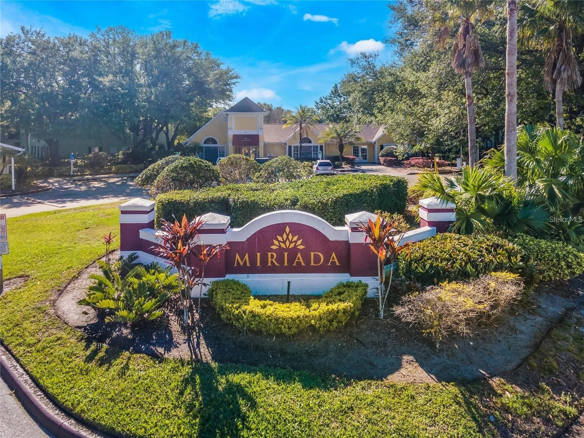 2059 Dixie Belle Drive Orlando FL 32812