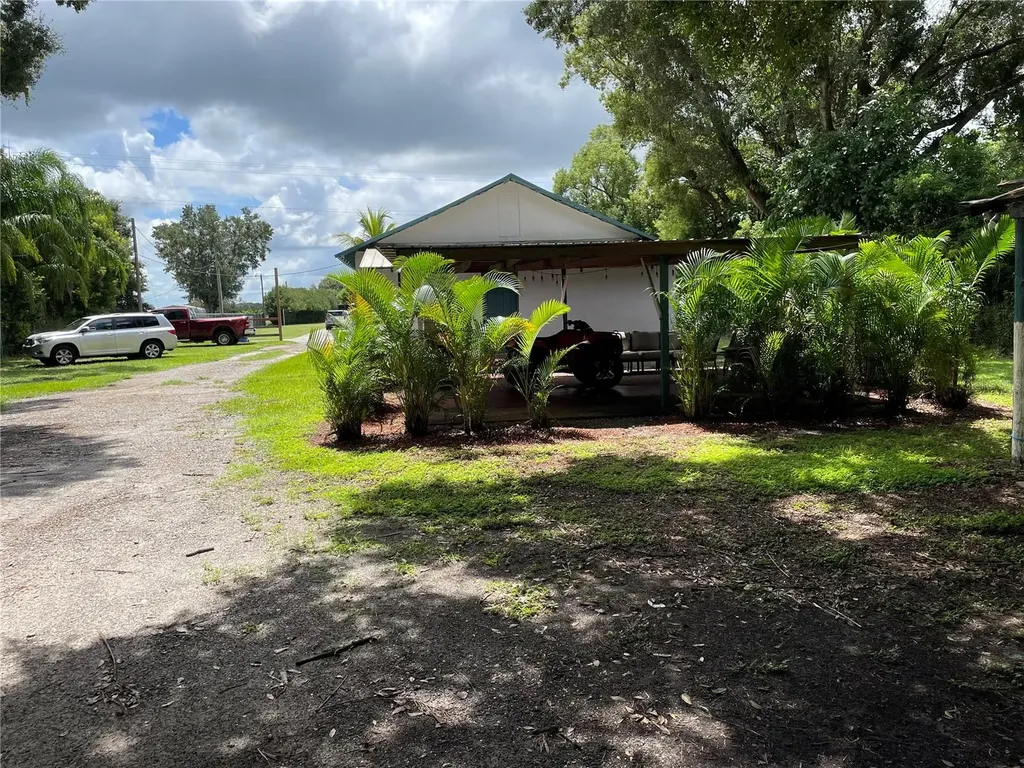 3816 Lone Oak Road Plant City FL 33567