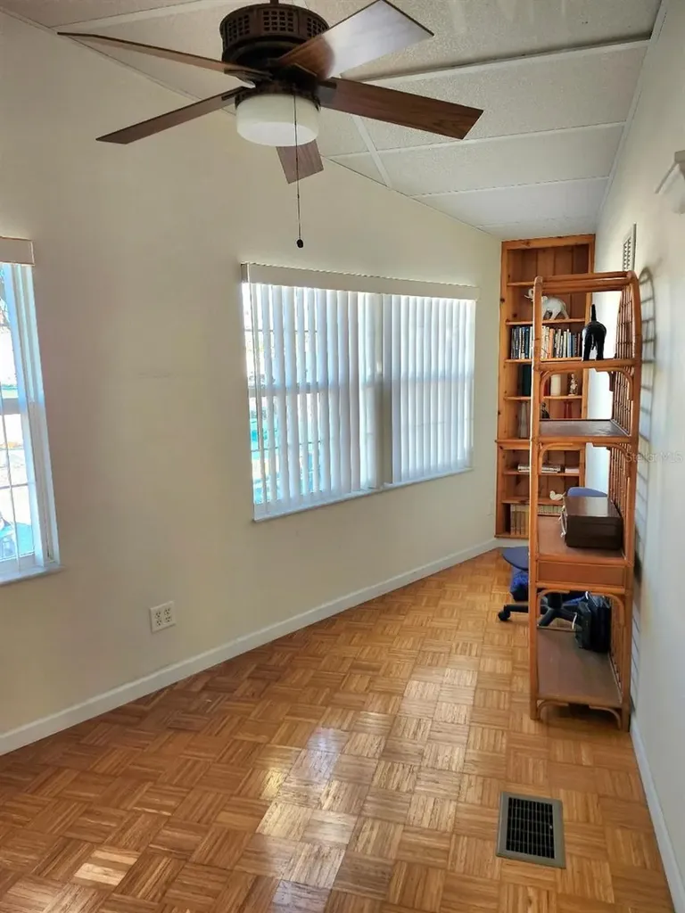 1706 Iowa Avenue Bradenton FL 34207