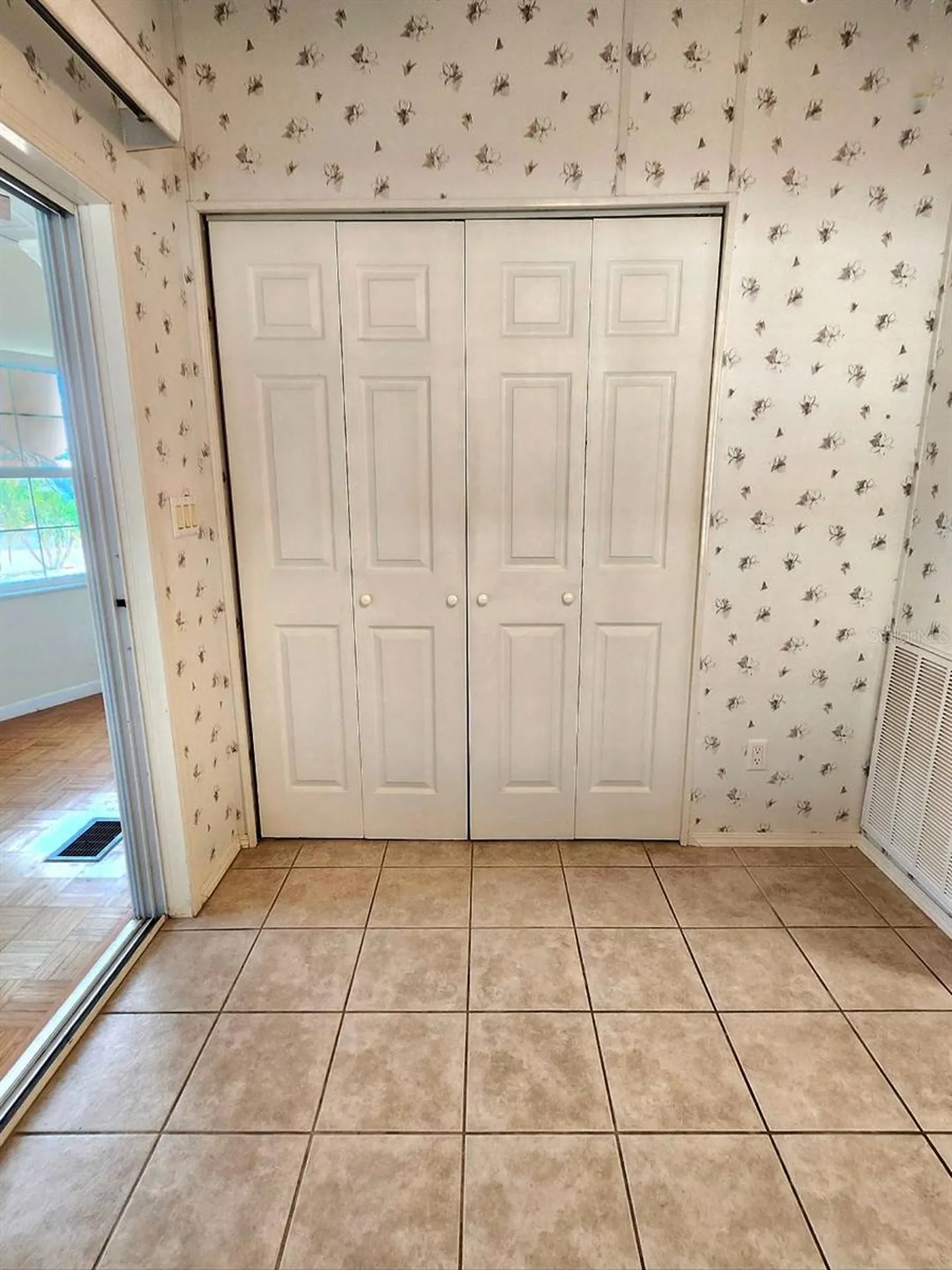 1706 Iowa Avenue Bradenton FL 34207